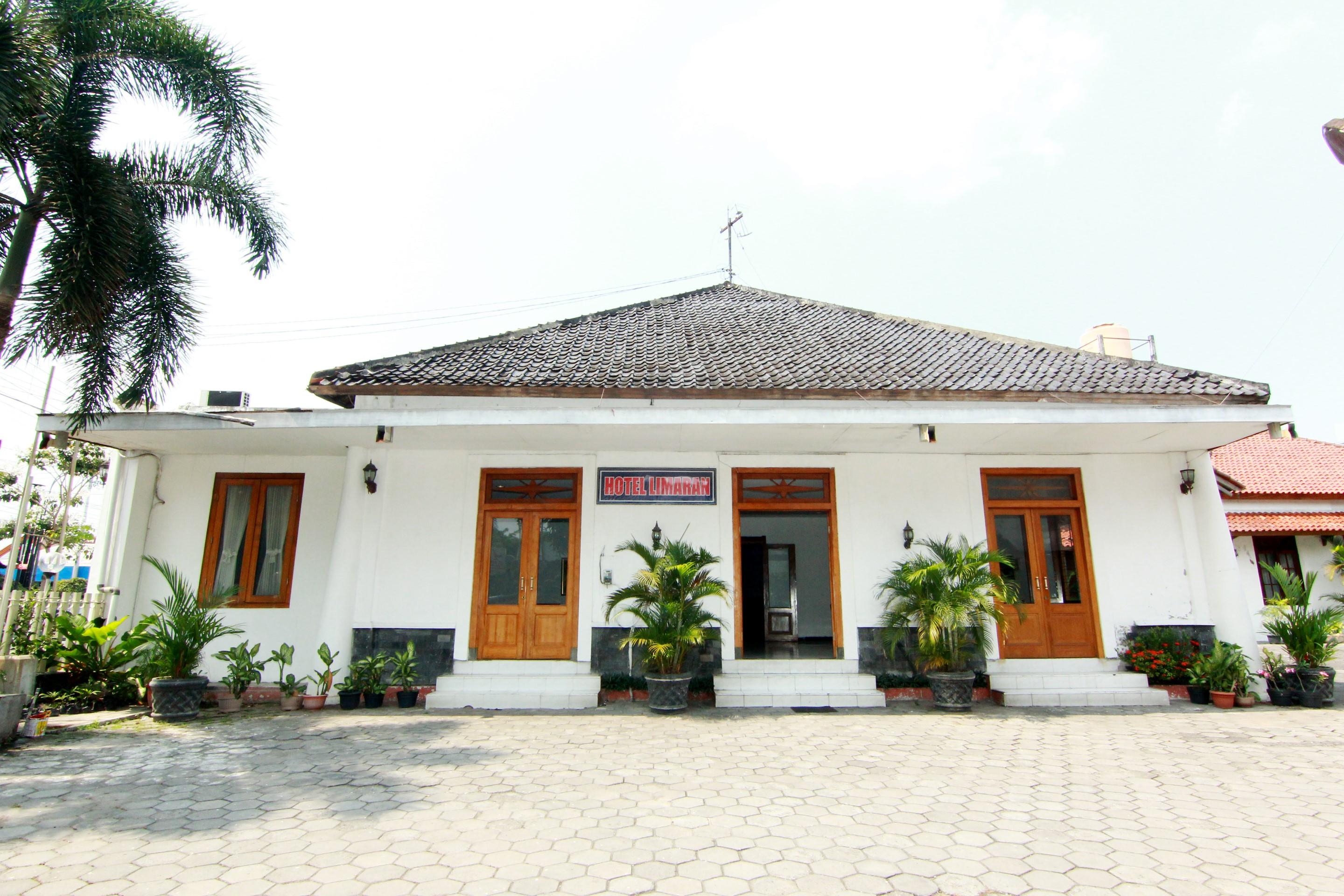 Hotel Limaran 1 Yogyakarta Bagian luar foto